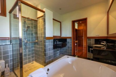 2R0931 Pool villa for rent 4 bedroom 5 bathroom 240,000/month at cherngtalay,thalang