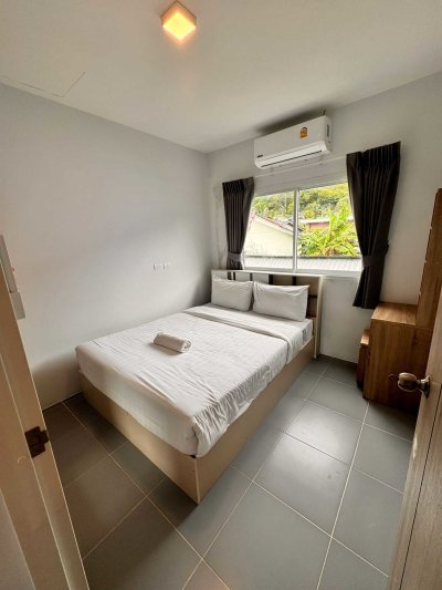 2R0938 ให้เช่าบ้านแฝดสองชั้น 3 ห้องนอน 3 ห้องน้ำ ราคา 40,000/เดือน โซนเชิงทะเล,ถลาง 2R0938 ให้เช่าบ้านแฝดสองชั้น 3 ห้องนอน 3 ห้องน้ำ ราคา 40,000/เดือน โซนเชิงทะเล,ถลาง