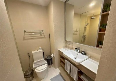 2R0943 คอนโดมิเนียม 2 ห้องนอน 2 ห้องน้ำ ให้เช่าเดือนละ 60,000 บาท โซนเชิงทะเล,ถลาง