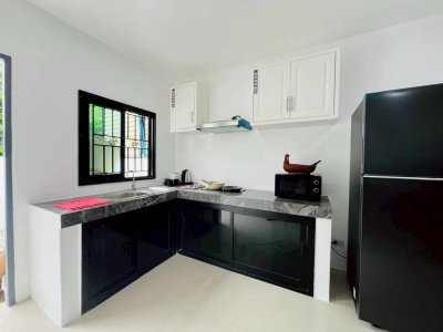 2R0953 ให้เช่าบ้านแฝดชั้นเดียว 2 ห้องนอน 1 ห้องน้ำ ราคา 32,000/เดือน โซนเชิงทะเล,ถลาง