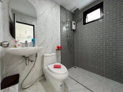 2R0953 ให้เช่าบ้านแฝดชั้นเดียว 2 ห้องนอน 1 ห้องน้ำ ราคา 32,000/เดือน โซนเชิงทะเล,ถลาง 2R0953 ให้เช่าบ้านแฝดชั้นเดียว 2 ห้องนอน 1 ห้องน้ำ ราคา 32,000/เดือน โซนเชิงทะเล,ถลาง