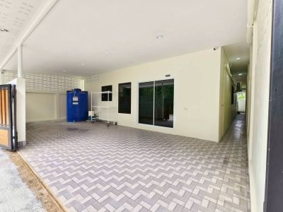 2R0972 ให้เช่าบ้านแฝดชั้นเดียว 3 ห้องนอน 2 ห้องน้ำ ราคา 35,000/เดือน โซนเชิงทะเล,ถลาง