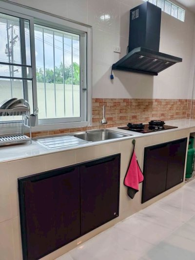 2R0972 ให้เช่าบ้านแฝดชั้นเดียว 3 ห้องนอน 2 ห้องน้ำ ราคา 35,000/เดือน โซนเชิงทะเล,ถลาง