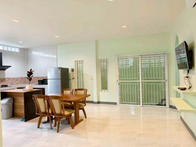 2R0972 ให้เช่าบ้านแฝดชั้นเดียว 3 ห้องนอน 2 ห้องน้ำ ราคา 35,000/เดือน โซนเชิงทะเล,ถลาง