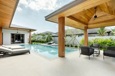 2R0989 Pool villa for rent 4 bedroom 6 bathroom 300,000/month at cherngtalay,thalang