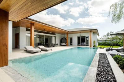 2R0989 Pool villa for rent 4 bedroom 6 bathroom 300,000/month at cherngtalay,thalang