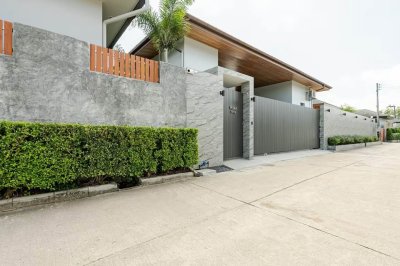 2R0989 Pool villa for rent 4 bedroom 6 bathroom 300,000/month at cherngtalay,thalang