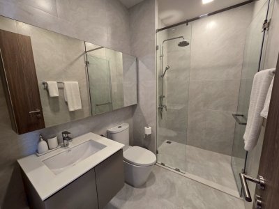 2R0990 คอนโดมิเนียม 1 ห้องนอน 1 ห้องน้ำ ให้เช่าเดือนละ 55,000 บาท โซนเชิงทะเล,ถลาง