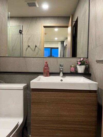 2R0998 คอนโดมิเนียม 1 ห้องนอน 1 ห้องน้ำ ให้เช่าเดือนละ 35,000 บาท โซนเชิงทะเล,ถลาง