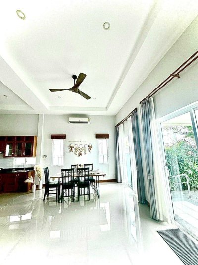 2R1000 ให้เช่าบ้านเดี่ยวชั้นเดียว 2 ห้องนอน 2 ห้องน้ำ ราคา 75,000/เดือน โซนเชิงทะเล,ถลาง