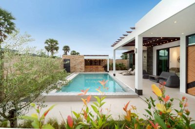 2R1006 Pool villa for rent 4 bedroom 5 bathroom 160,000/month at cherngtalay,thalang