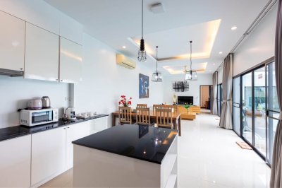 2R1026 ให้เช่า pool villa 2 ห้องนอน 2 ห้องน้ำ ราคา 100,000/เดือน โซนเชิงทะเล,ถลาง