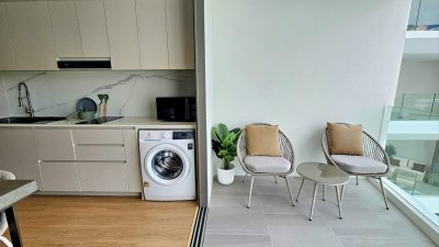 2R1055 คอนโดมิเนียม 1 ห้องนอน 1 ห้องน้ำ ให้เช่าเดือนละ 62,000 บาท โซนเชิงทะเล,ถลาง