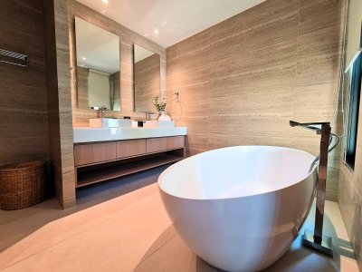 2R1067 ให้เช่า pool villa 3 ห้องนอน 3 ห้องน้ำ ราคา 120,000/เดือน โซนเชิงทะเล,ถลาง