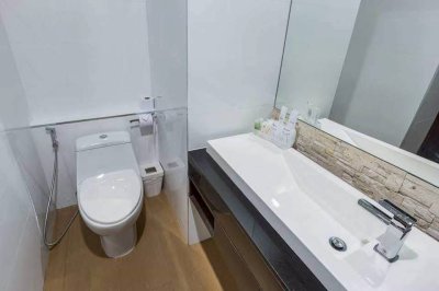 2R1075 คอนโดมิเนียม 1 ห้องนอน 1 ห้องน้ำ ให้เช่าเดือนละ 25,000 บาท โซนเชิงทะเล,ถลาง