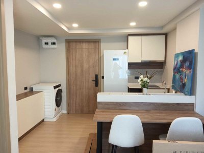 2R1079 คอนโดมิเนียม 1 ห้องนอน 1 ห้องน้ำ ให้เช่าเดือนละ 40,000 บาท โซนเชิงทะเล,ถลาง