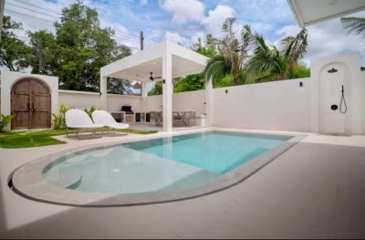 2R1085 Pool villa for rent 4 bedroom 4 bathroom 220,000/month at cherngtalay,thalang