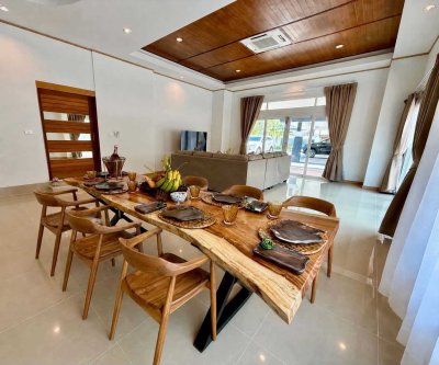 2R1095 ให้เช่า pool villa 4 ห้องนอน 3 ห้องน้ำ ราคา 180,000/เดือน โซนเชิงทะเล,ถลาง