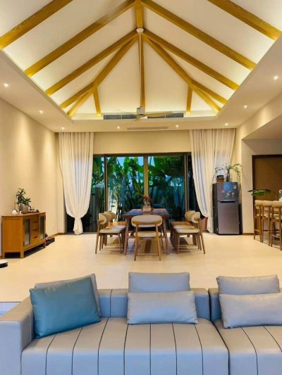 2R1165 ให้เช่า pool villa 4 ห้องนอน 3 ห้องน้ำ ราคา 196,000/เดือน โซนเชิงทะเล,ถลาง