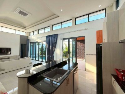 2R1167 ให้เช่า pool villa 3 ห้องนอน 2 ห้องน้ำ ราคา 120,000/เดือน โซนเชิงทะเล,ถลาง
