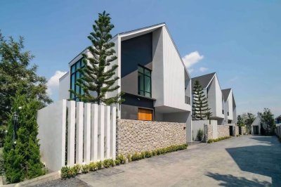 2R1178 Pool villa for rent 4 bedroom 4 bathroom 120,000/month at cherngtalay,thalang