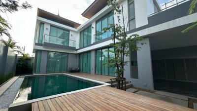 2S0130 Pool villa for sale 29,000,000 bath 3bedrooms 4bathrooms at cherng talay,thalang