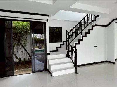 2S0198 ขายพูลวิลล่า ราคา 24,500,000 บาท 4 ห้องนอน 7 ห้องน้ำ โซนเชิงทะเล,ถลาง