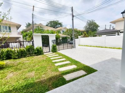 2S0233 This house for sale 7,990,000 baht 4 bedroom 3 bathroom at cherngtalay,thalang