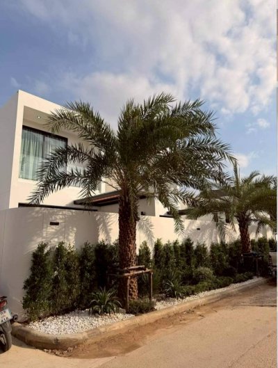 2S0241 ขายพูลวิลล่า ราคา 14,200,000 บาท 2 ห้องนอน 2 ห้องน้ำ โซนเชิงทะเล,ถลาง