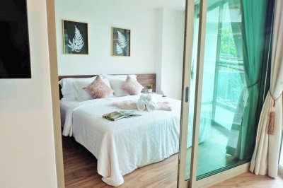 3R0121 คอนโดมิเนียม 1 ห้องนอน 1 ห้องน้ำ ให้เช่าเดือนละ 45,000 บาท โซนกมลา