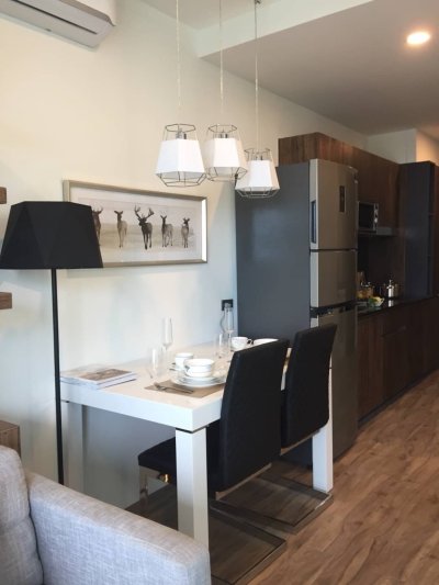 3R0121 คอนโดมิเนียม 1 ห้องนอน 1 ห้องน้ำ ให้เช่าเดือนละ 45,000 บาท โซนกมลา