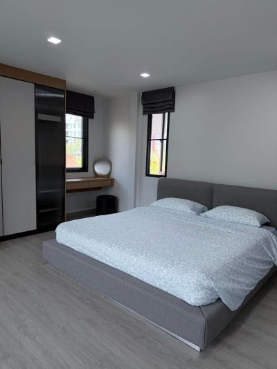 3R0212 ให้เช่าบ้านเดี่ยวสองชั้น 3 ห้องนอน 2 ห้องน้ำ ราคา 50,000/เดือน โซนกมลา