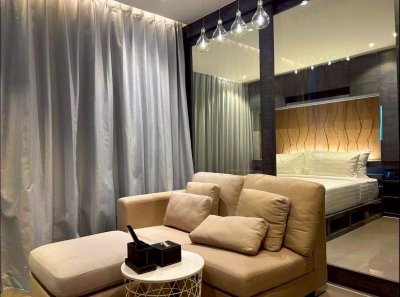 3R0229 คอนโดมิเนียม ห้องสตูดิโอ ให้เช่าเดือนละ 45,000 บาท โซนกมลา