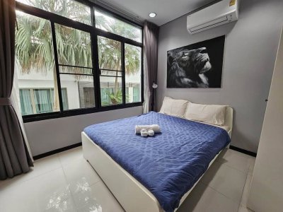 3R0231 คอนโดมิเนียม 3 ห้องนอน 2 ห้องน้ำ ให้เช่าเดือนละ 55,000 บาท โซนกมลา