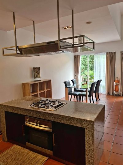 3R0241 คอนโดมิเนียม 3 ห้องนอน 2 ห้องน้ำ ให้เช่าเดือนละ 55,000 บาท โซนกมลา