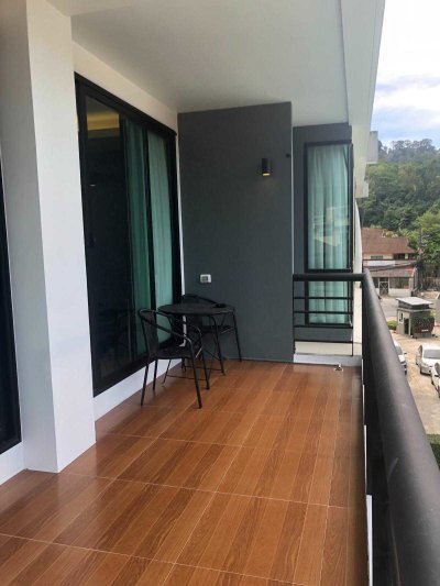 3R0243 คอนโดมิเนียม 2 ห้องนอน 2 ห้องน้ำ ให้เช่าเดือนละ 35,000 บาท โซนกมลา