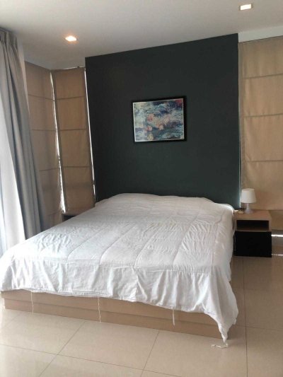 3R0243 คอนโดมิเนียม 2 ห้องนอน 2 ห้องน้ำ ให้เช่าเดือนละ 35,000 บาท โซนกมลา