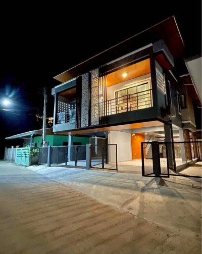 3R0246 ให้เช่าบ้านแฝดสองชั้น 1 ห้องนอน 1 ห้องน้ำ ราคา 25,000/เดือน โซนกมลา