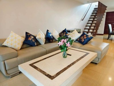 3R0256 ให้เช่าบ้านแฝดสองชั้น 3 ห้องนอน 3 ห้องน้ำ ราคา 55,000/เดือน โซนกมลา