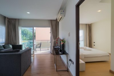 4R0029 คอนโดมิเนียม 2 ห้องนอน 2 ห้องน้ำ ให้เช่าเดือนละ 27,000 บาท โซนป่าตอง