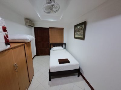 4R0047 House with common pool 3bedrooms 3bathrooms 50,000/month at patong have fully furnished (available on march 2024)
