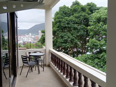 4R0053 ให้เช่าคอนโด 2 ห้องนอน 2 ห้องน้ำ ให้เช่าเดือนละ 35,000 บาท โซนป่าตอง