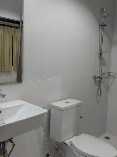 4R0053 ให้เช่าคอนโด 2 ห้องนอน 2 ห้องน้ำ ให้เช่าเดือนละ 35,000 บาท โซนป่าตอง