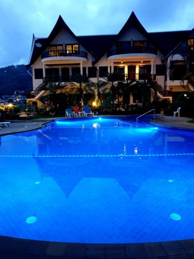 4R0053 ให้เช่าคอนโด 2 ห้องนอน 2 ห้องน้ำ ให้เช่าเดือนละ 35,000 บาท โซนป่าตอง