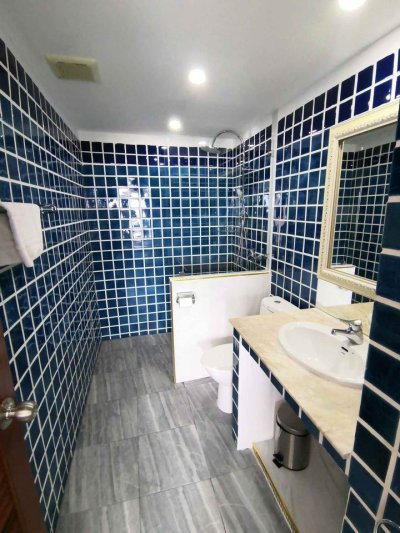 4R0076 This seaview townhouse 3 bedroom 4 bathroom 140,000/month at Patong
