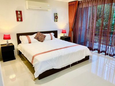 4R0105 คอนโดมิเนียม 1 ห้องนอน 1 ห้องน้ำ ให้เช่าเดือนละ 25,000 บาท โซนป่าตอง 4R0105 คอนโดมิเนียม 1 ห้องนอน 1 ห้องน้ำ ให้เช่าเดือนละ 25,000 บาท โซนป่าตอง