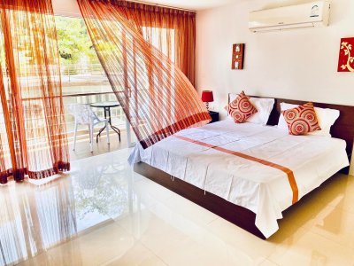 4R0105 คอนโดมิเนียม 1 ห้องนอน 1 ห้องน้ำ ให้เช่าเดือนละ 25,000 บาท โซนป่าตอง