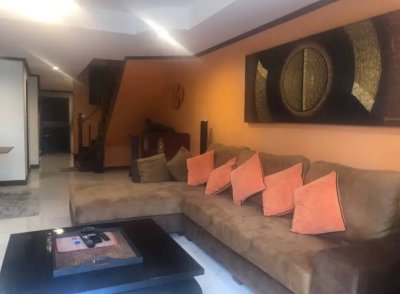 4R0157 House with common pool 3bedrooms 3bathrooms 35,000/month at patong