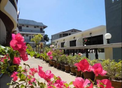 4R0157 House with common pool 3bedrooms 3bathrooms 35,000/month at patong