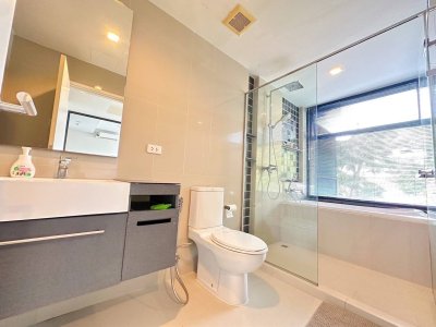 4R0158 ให้เช่าคอนโดมิเนียม 1ห้องนอน 1ห้องน้ำ เดือนละ 28,000บาท โซนป่าตอง